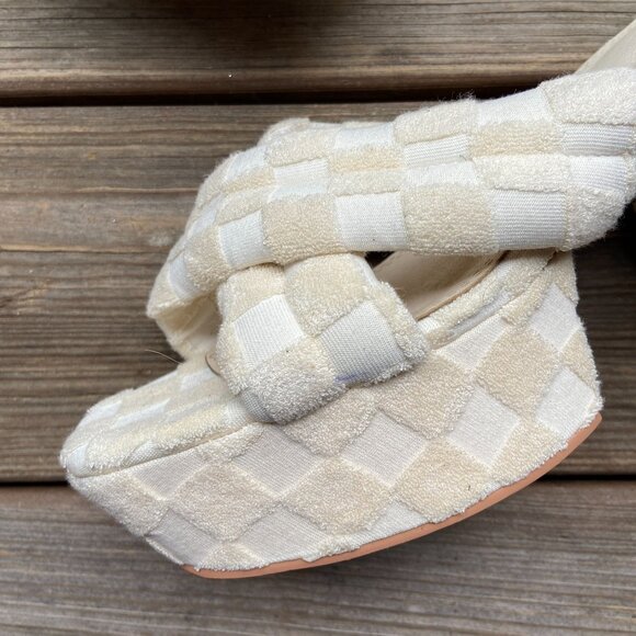 Shane Justin IT GIRL Ivory Terrycloth Chunky Flatform Sandals Mules Heels 42 12 - Picture 4 of 12